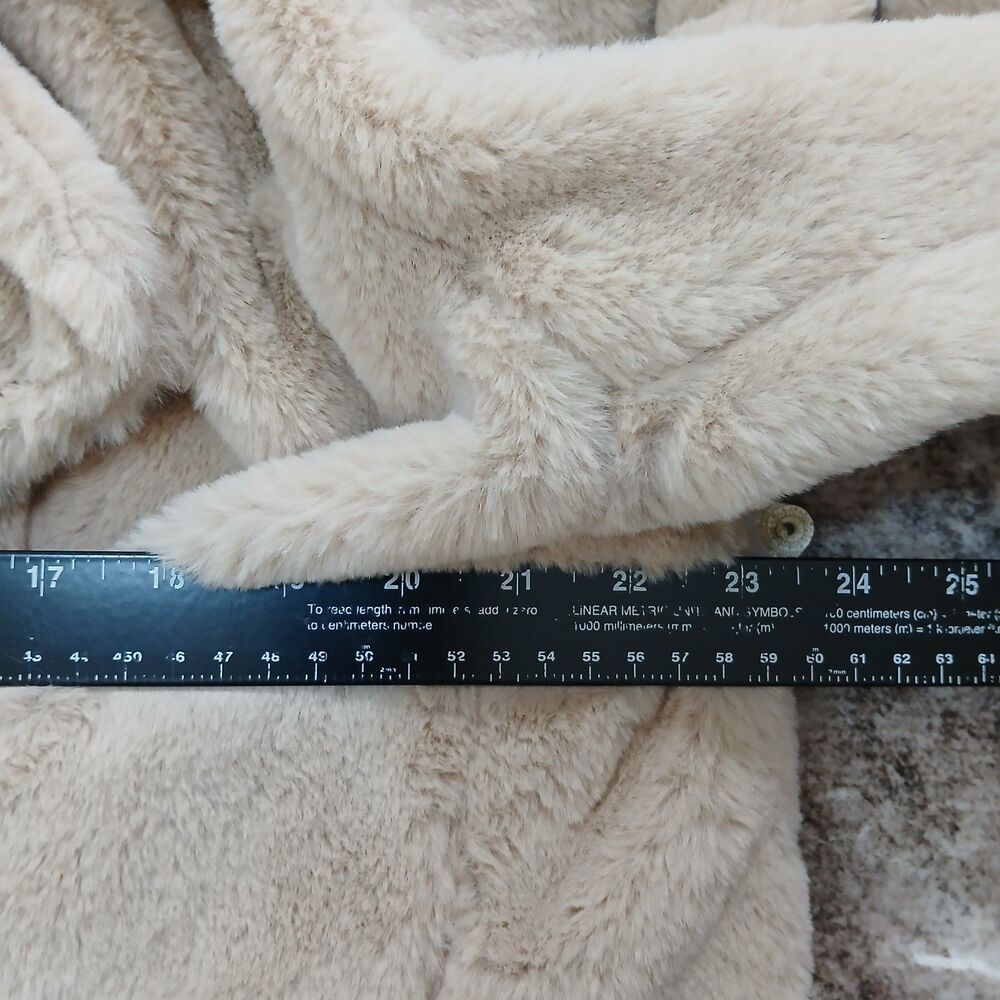 Altar'd State Faux Fur Coat Women's Size L Taupe Beige Double Breasted NWT $120 - Picture 4 of 16